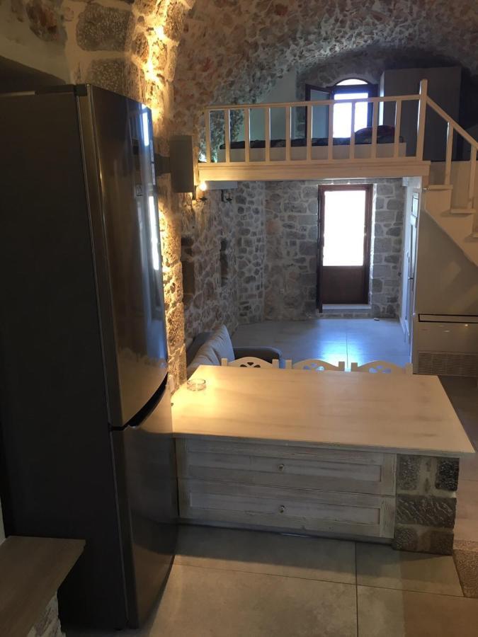 Holiday home Stone House *